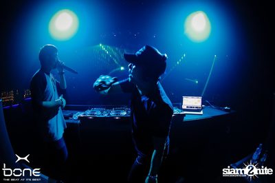 Cocktail Live Concert ที่ โบน คลับ, พัทยาเหนือ — photo 115