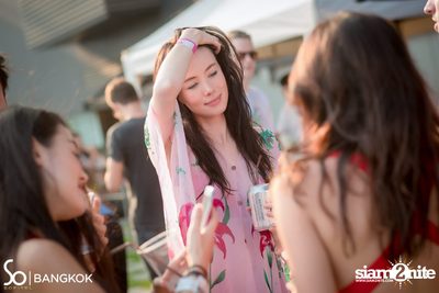 So Pool Party ที่ เดอะ วอเตอร์ คลับ โรงแรมโซฟิเทล โซ — photo 8