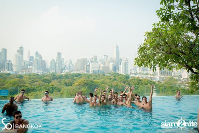 So Pool Party ที่ เดอะ วอเตอร์ คลับ โรงแรมโซฟิเทล โซ — photo 39