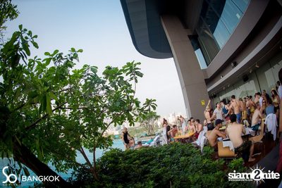 So Pool Party ที่ เดอะ วอเตอร์ คลับ โรงแรมโซฟิเทล โซ — photo 78