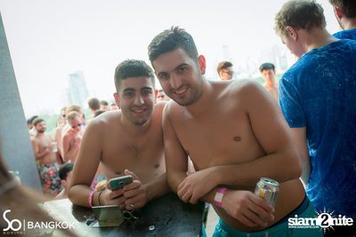 So Pool Party ที่ เดอะ วอเตอร์ คลับ โรงแรมโซฟิเทล โซ — photo 92