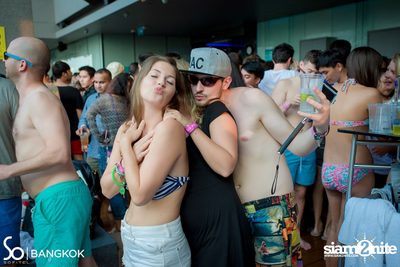 So Pool Party ที่ เดอะ วอเตอร์ คลับ โรงแรมโซฟิเทล โซ — photo 99
