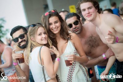 So Pool Party ที่ เดอะ วอเตอร์ คลับ โรงแรมโซฟิเทล โซ — photo 103