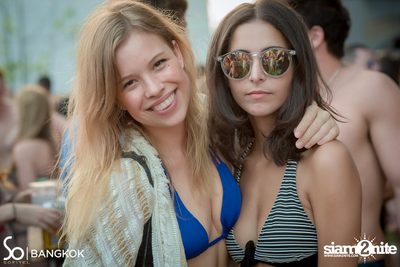 So Pool Party ที่ เดอะ วอเตอร์ คลับ โรงแรมโซฟิเทล โซ — photo 146