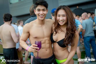So Pool Party ที่ เดอะ วอเตอร์ คลับ โรงแรมโซฟิเทล โซ — photo 157
