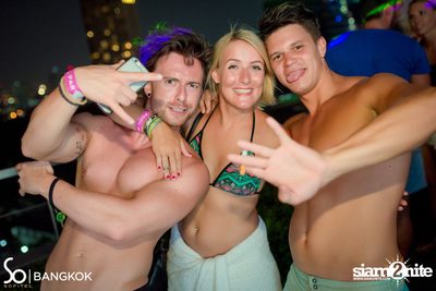 So Pool Party ที่ เดอะ วอเตอร์ คลับ โรงแรมโซฟิเทล โซ — photo 164