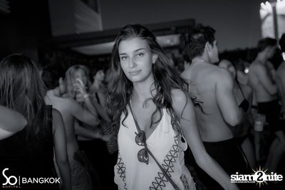 So Pool Party ที่ เดอะ วอเตอร์ คลับ โรงแรมโซฟิเทล โซ — photo 168