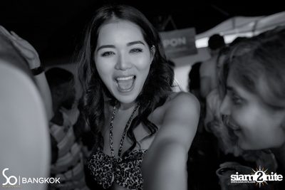 So Pool Party ที่ เดอะ วอเตอร์ คลับ โรงแรมโซฟิเทล โซ — photo 197
