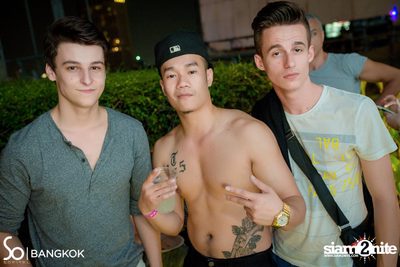 So Pool Party ที่ เดอะ วอเตอร์ คลับ โรงแรมโซฟิเทล โซ — photo 201