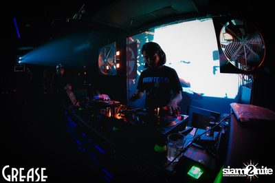 Friday Night at Grease Bangkok, Sukhumvit Soi 49 — photo 43