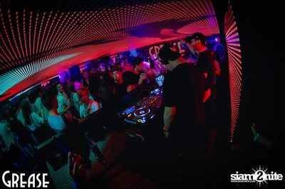 Friday Night at Grease Bangkok, Sukhumvit Soi 49 — photo 48