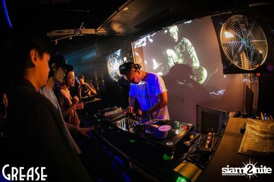 Friday Night at Grease Bangkok, Sukhumvit Soi 49 — photo 78