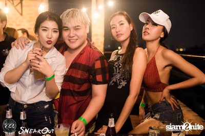 Sneakout presents Beach Wear Pool and Foam Party — photo 22
