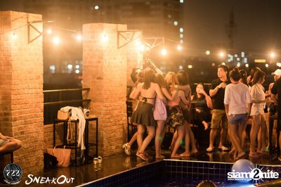 Sneakout presents Beach Wear Pool and Foam Party — photo 32