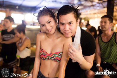 Sneakout presents Beach Wear Pool and Foam Party — photo 36