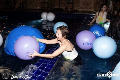 Sneakout presents Beach Wear Pool and Foam Party — photo 50