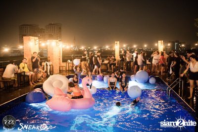 Sneakout presents Beach Wear Pool and Foam Party — photo 69