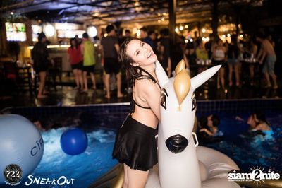 Sneakout presents Beach Wear Pool and Foam Party — photo 75