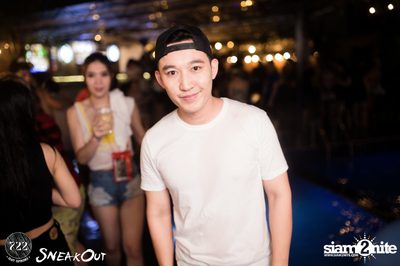 Sneakout presents Beach Wear Pool and Foam Party — photo 79