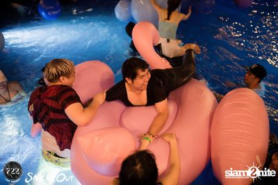 Sneakout presents Beach Wear Pool and Foam Party — photo 107