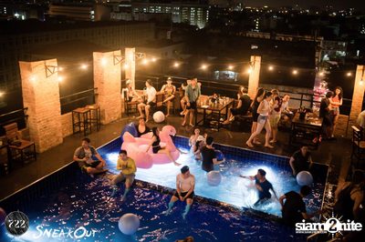 Sneakout presents Beach Wear Pool and Foam Party — photo 110