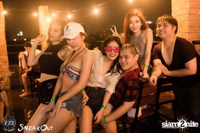 Sneakout presents Beach Wear Pool and Foam Party — photo 123