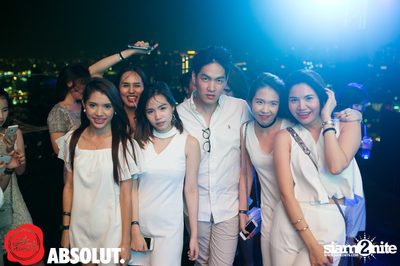 Cleo X Absolut La Femme Party นำเสนอ White Party ที่ Octave — photo 153