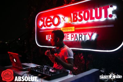 Cleo X Absolut La Femme Party นำเสนอ White Party ที่ Octave — photo 167