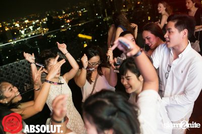 Cleo X Absolut La Femme Party นำเสนอ White Party ที่ Octave — photo 168