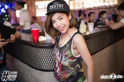 Hashtag Present Summer Pool Party at 722 Craft Experience — photo 104