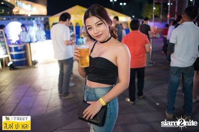 Singha S-treet กับ Flure ที่ เซ็นทรัลเฟสติวัล เขียงใหม่ — photo 150