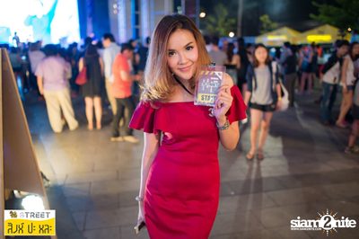 Singha S-treet กับ Flure ที่ เซ็นทรัลเฟสติวัล เขียงใหม่ — photo 184