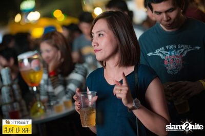 Singha S-treet กับ Flure ที่ เซ็นทรัลเฟสติวัล เขียงใหม่ — photo 199