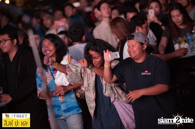 Singha S-treet กับ Flure ที่ เซ็นทรัลเฟสติวัล เขียงใหม่ — photo 212