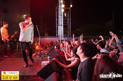 Singha S-treet กับ Flure ที่ เซ็นทรัลเฟสติวัล เขียงใหม่ — photo 294