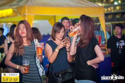 Singha S-treet กับ Flure ที่ เซ็นทรัลเฟสติวัล เขียงใหม่ — photo 338