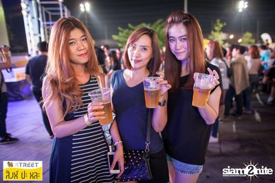 Singha S-treet กับ Flure ที่ เซ็นทรัลเฟสติวัล เขียงใหม่ — photo 345