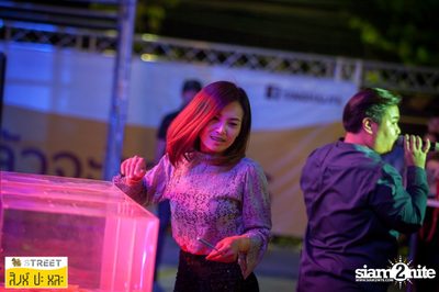 Singha S-treet กับ Flure ที่ เซ็นทรัลเฟสติวัล เขียงใหม่ — photo 359