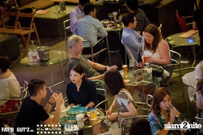 Seenspace Invasion ที่ร้าน Clouds, Fat'R Gut'z และ BREW Beers & Ciders — photo 5