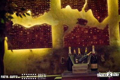 Seenspace Invasion ที่ร้าน Clouds, Fat'R Gut'z และ BREW Beers & Ciders — photo 9