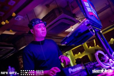 Seenspace Invasion ที่ร้าน Clouds, Fat'R Gut'z และ BREW Beers & Ciders — photo 29