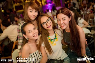 Seenspace Invasion ที่ร้าน Clouds, Fat'R Gut'z และ BREW Beers & Ciders — photo 78