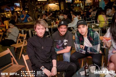 Seenspace Invasion ที่ร้าน Clouds, Fat'R Gut'z และ BREW Beers & Ciders — photo 83