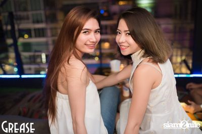 Thursday Night at Grease, Sukhumvit Soi 49 — photo 10