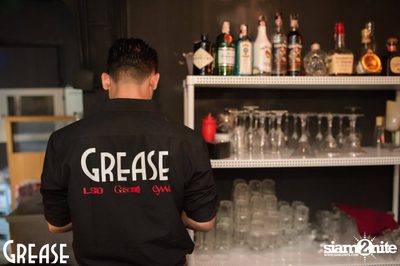 Thursday Night at Grease, Sukhumvit Soi 49 — photo 16