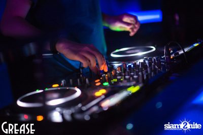 Thursday Night at Grease, Sukhumvit Soi 49 — photo 34