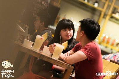 คืนวันศุกร์ ที่ร้าน แฮปปี้ ฟิช, เอเชีย ทีค เดอะ ริเวอร์ฟร้อนท์ — photo 3