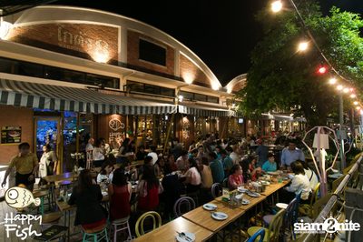 คืนวันศุกร์ ที่ร้าน แฮปปี้ ฟิช, เอเชีย ทีค เดอะ ริเวอร์ฟร้อนท์ — photo 30