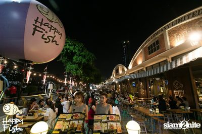 คืนวันศุกร์ ที่ร้าน แฮปปี้ ฟิช, เอเชีย ทีค เดอะ ริเวอร์ฟร้อนท์ — photo 52