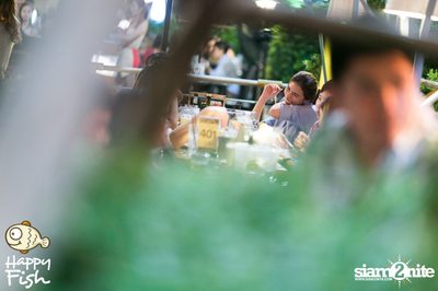 คืนวันศุกร์ ที่ร้าน แฮปปี้ ฟิช, เอเชีย ทีค เดอะ ริเวอร์ฟร้อนท์ — photo 53